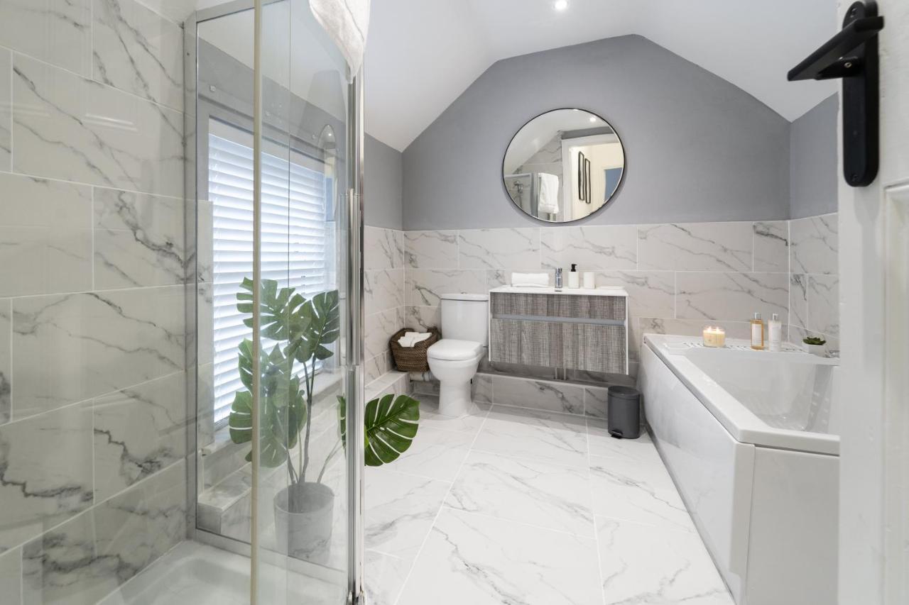 South View - 3 Bed Modern Chester House - Close To City Centre Exterior photo