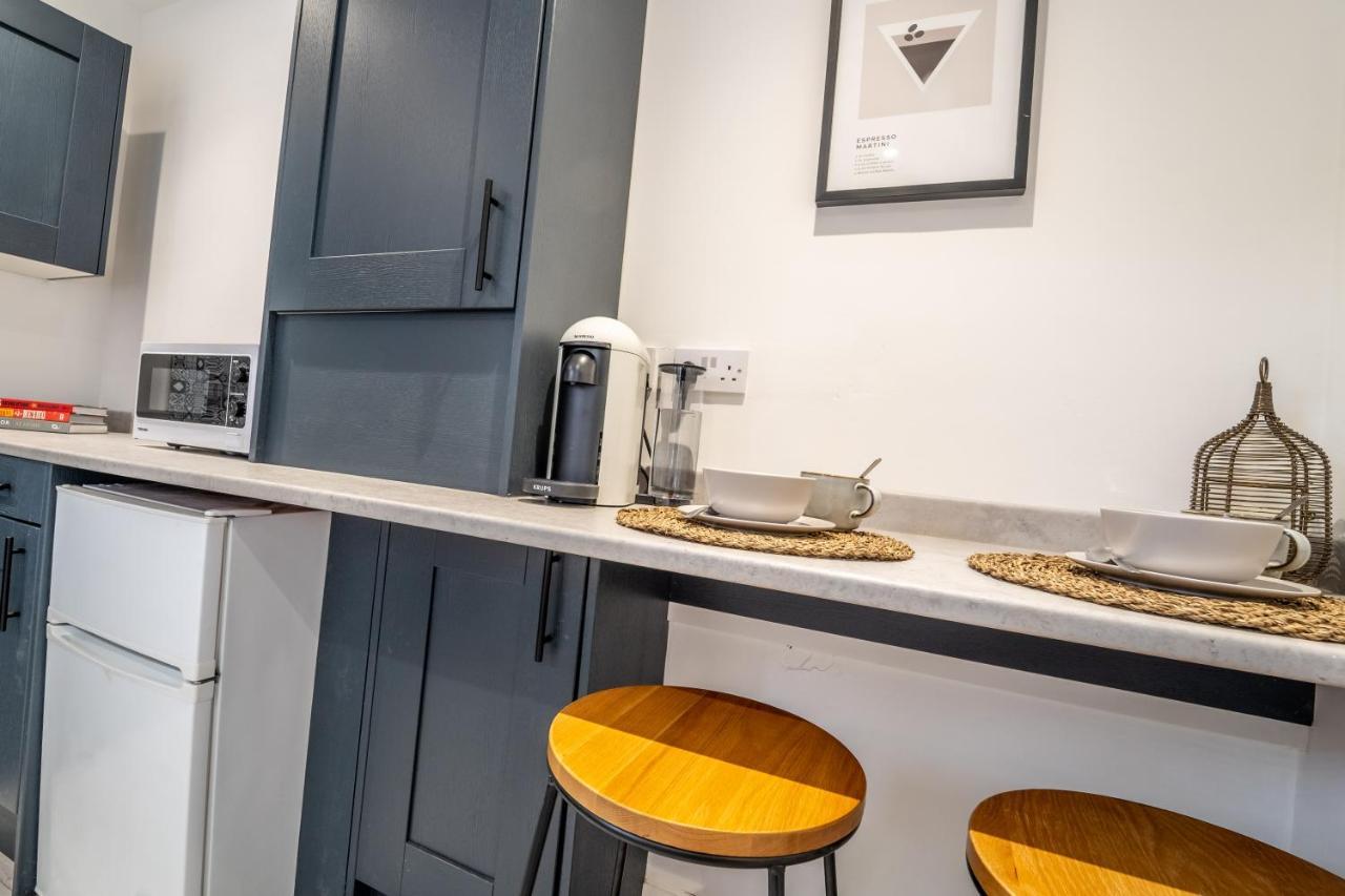 South View - 3 Bed Modern Chester House - Close To City Centre Exterior photo