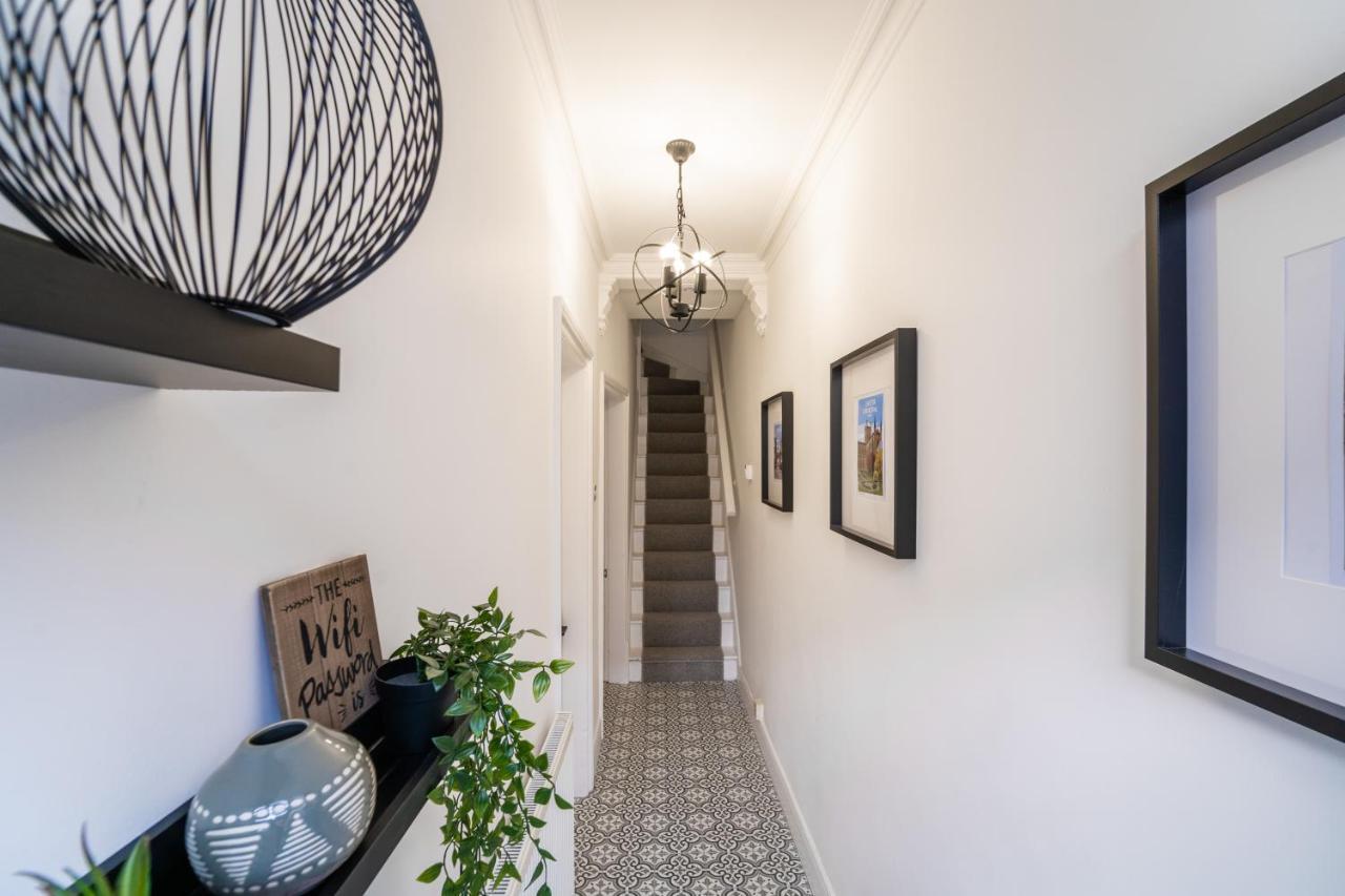 South View - 3 Bed Modern Chester House - Close To City Centre Exterior photo