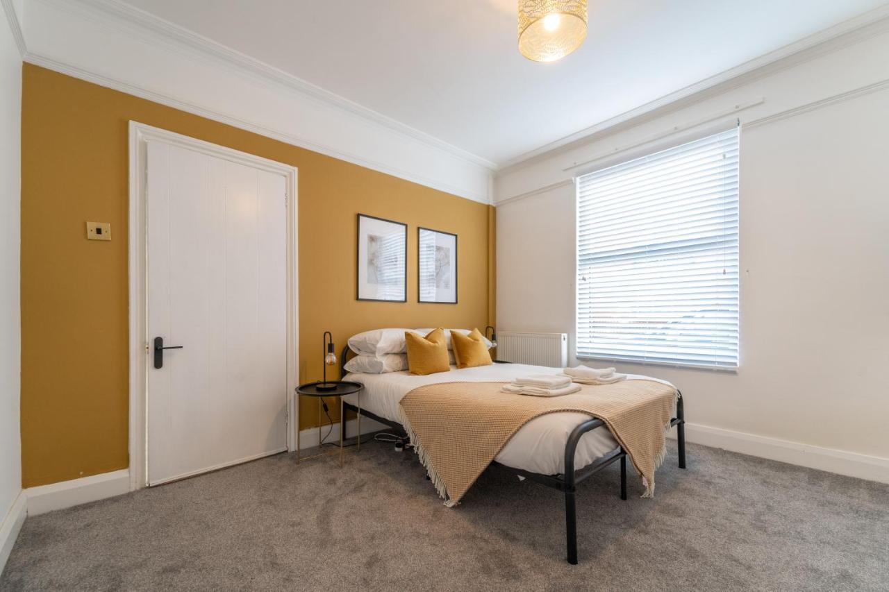 South View - 3 Bed Modern Chester House - Close To City Centre Exterior photo